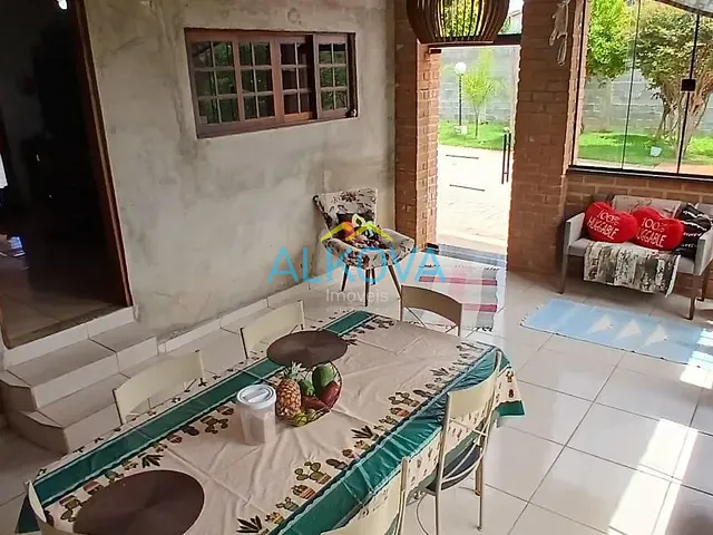 Chácara com 2000m² 3 quartos e 2 banheiros, à venda, no bairro Buquirinha em São José dos Campos