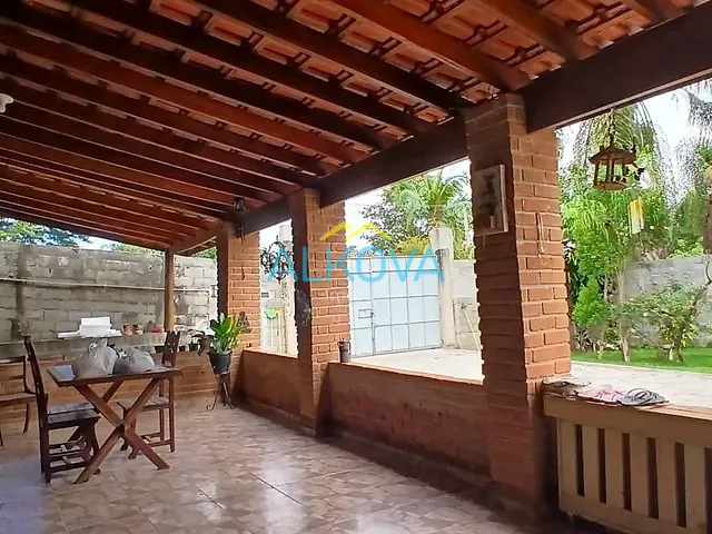 Chácara com 2000m² 3 quartos e 2 banheiros, à venda, no bairro Buquirinha em São José dos Campos