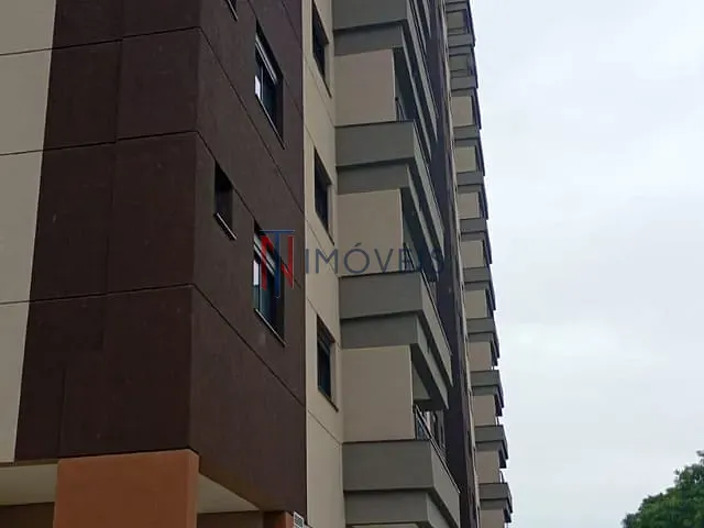 Apartamento 2 quartos e 2 banheiros, à venda ou para alugar, no bairro Alvinópolis em Atibaia