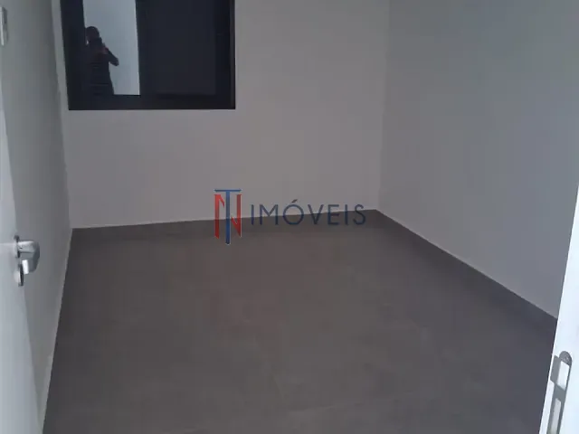 Apartamento 2 quartos e 2 banheiros, à venda ou para alugar, no bairro Alvinópolis em Atibaia