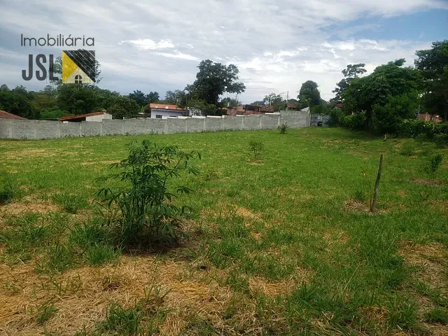 Chácara com 3000m², à venda, no bairro Chácaras Nogueira em Caçapava
