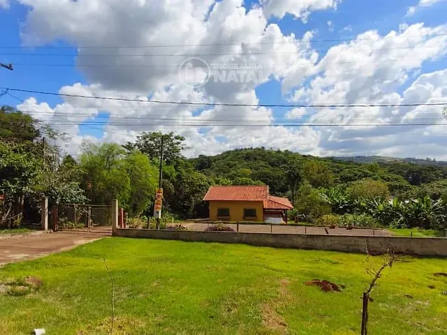 Chácara com 3396m² 2 quartos e 1 banheiro, à venda, no bairro Limoeiro em Londrina