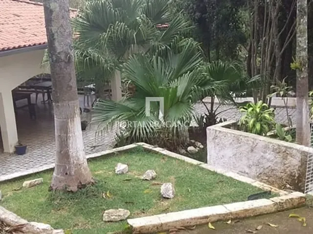 Chácara com 20000m² 4 quartos e 3 banheiros, à venda, no bairro Estiva do Agudo em Bragança Paulista