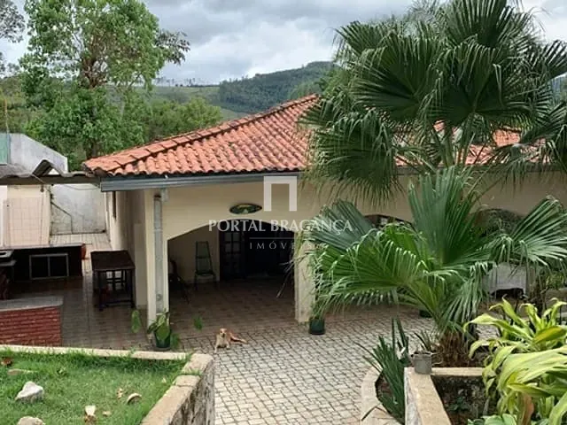 Chácara com 20000m² 4 quartos e 3 banheiros, à venda, no bairro Estiva do Agudo em Bragança Paulista