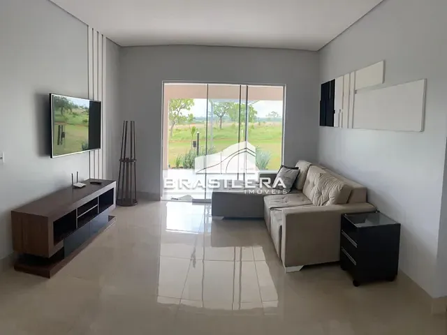 Chácara com 360m² 4 quartos e 5 banheiros, à venda, no bairro Zona Rural em Bela Vista de Goiás