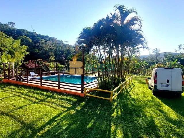 Chácara com 9400m² 3 quartos e 4 banheiros, à venda, no bairro Agua Soca em São José dos Campos