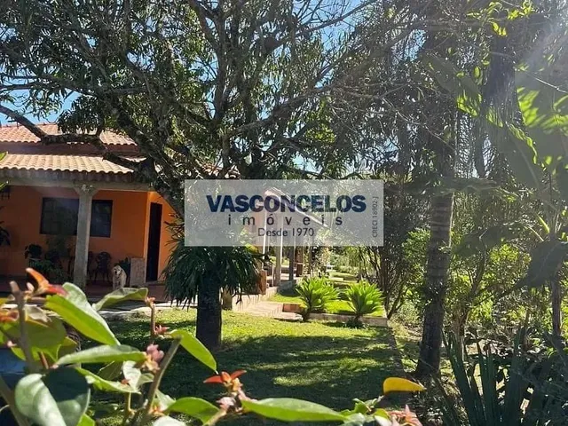 Chácara com 2100m² 3 quartos e 2 banheiros, à venda, no bairro Jardim Motorama em São José Dos Campos