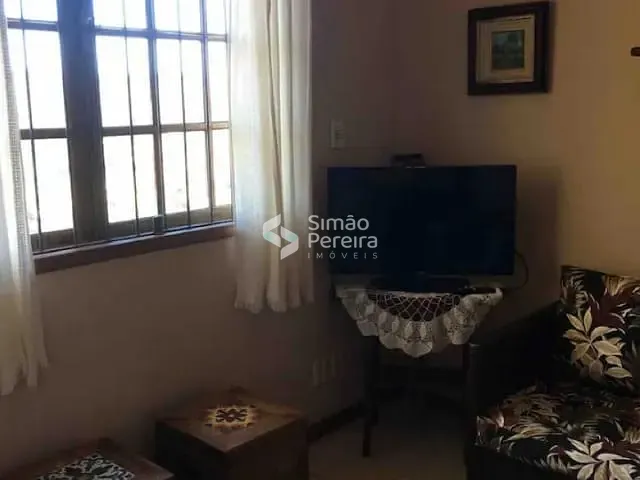Chácara com 1200m² 2 quartos e 3 banheiros, à venda, no bairro Balança  em Simão Pereira