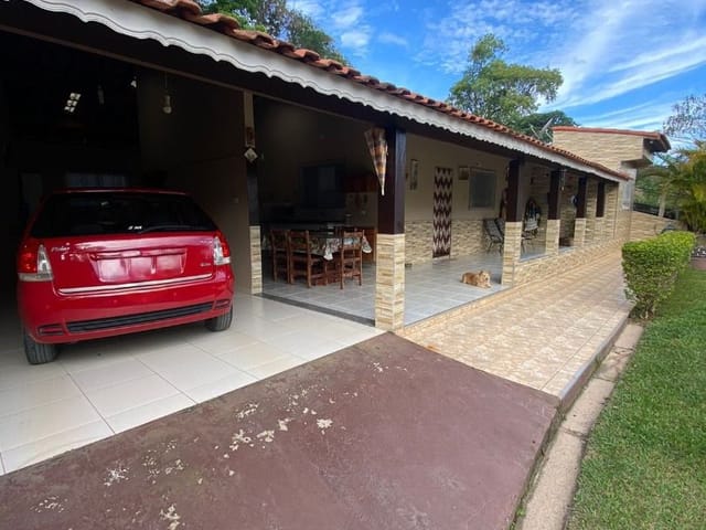 Chácara com 1000m² 3 quartos e 2 banheiros, à venda, no bairro Tenentes em Extrema