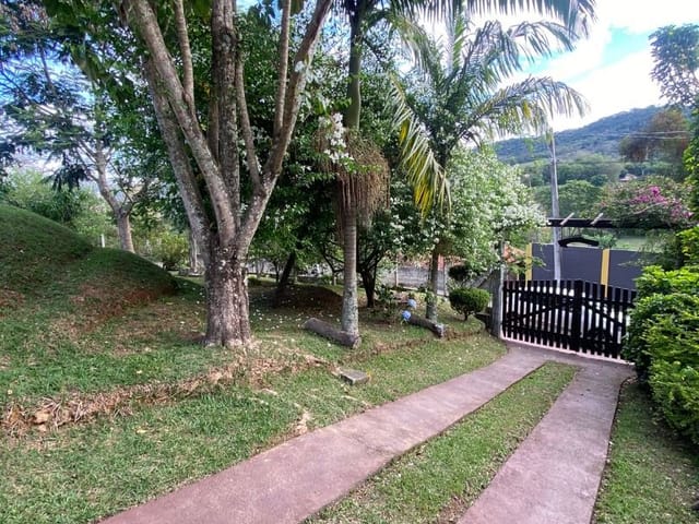 Chácara com 1000m² 3 quartos e 2 banheiros, à venda, no bairro Tenentes em Extrema