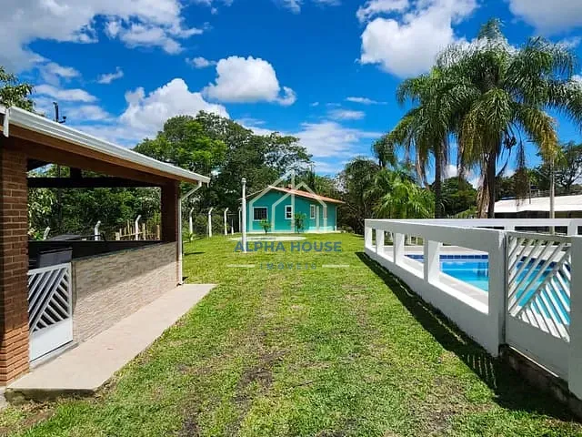 Chácara com 1300m² 1 quarto e 2 banheiros, à venda, no bairro Piracuama em Pindamonhangaba