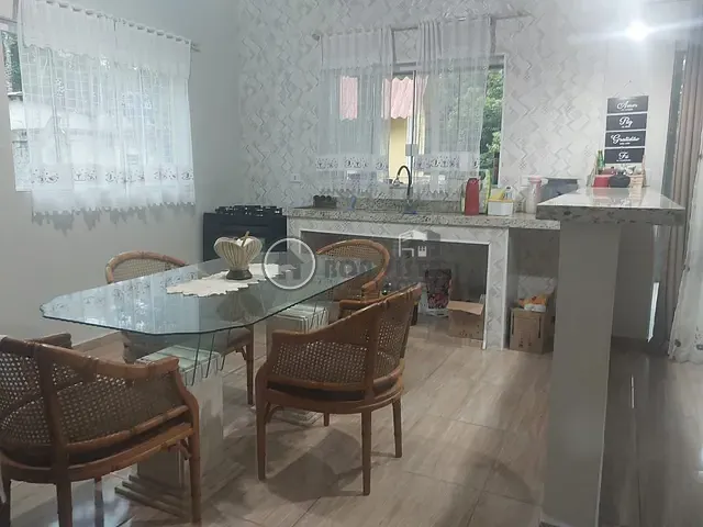 Chácara com 3000m² 2 quartos e 1 banheiro, à venda, no bairro Taiaçupeba em Mogi das Cruzes