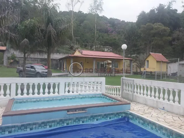 Chácara com 3000m² 2 quartos e 1 banheiro, à venda, no bairro Taiaçupeba em Mogi das Cruzes