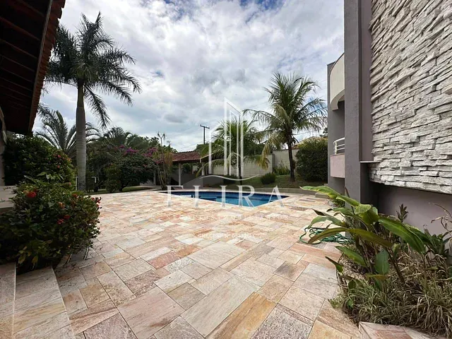 Chácara com 2700m² 3 quartos e 5 banheiros, à venda, no bairro Fazenda Santa Lúcia em Americana
