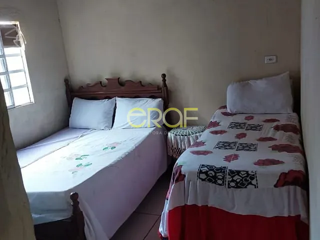 Chácara 2 quartos e 1 banheiro, à venda, no bairro Centro em Formosa