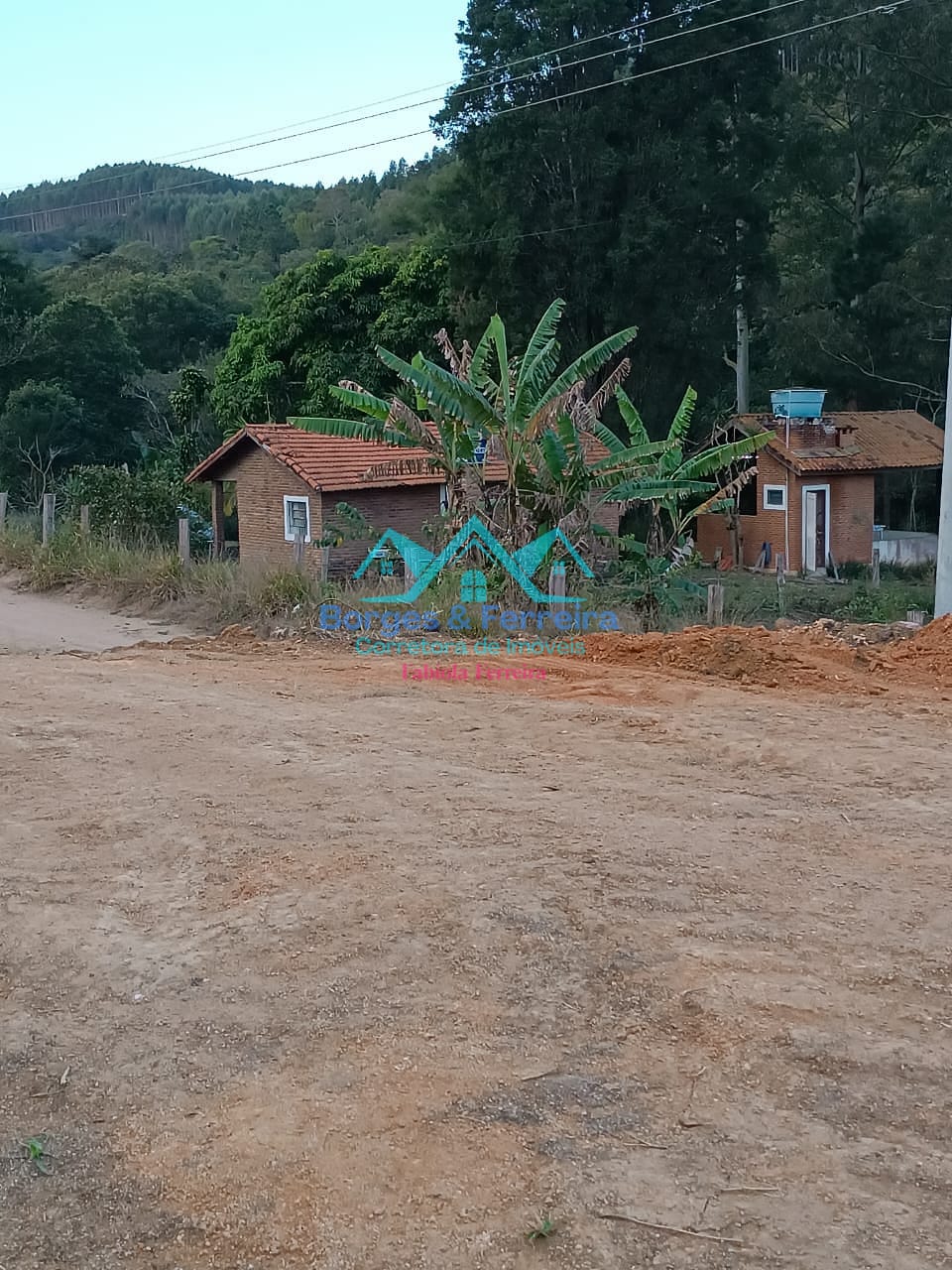 Chácara, 2 quartos, 3000 m² - Foto 1