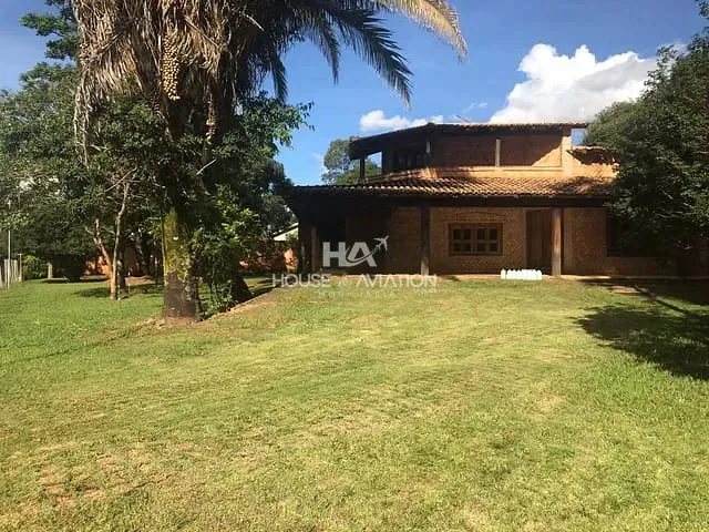 Casa com 5512m² 6 quartos e 5 banheiros, à venda, no bairro st central em Goianira