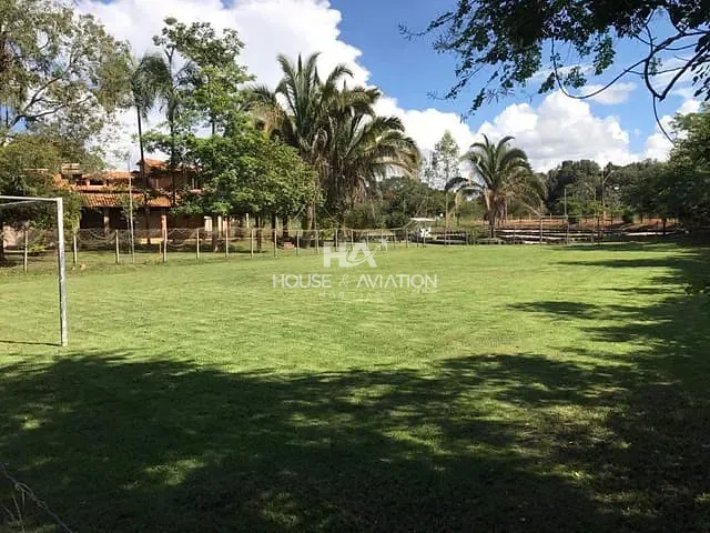 Casa com 5512m² 6 quartos e 5 banheiros, à venda, no bairro st central em Goianira