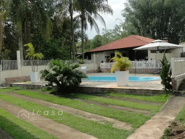 Chácara com 5000m² 3 quartos e 3 banheiros, à venda, no bairro São João da Boa Vista em Caçapava