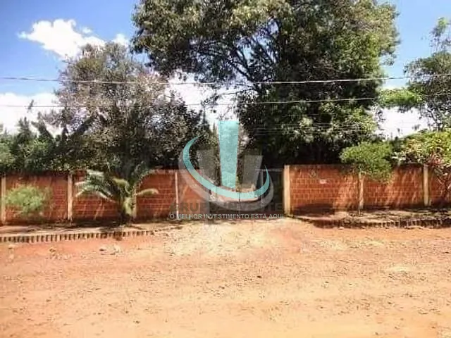 Chácara com 5050m² 3 quartos e 4 banheiros, à venda, no bairro PARQUE PLANALTO em ARARAQUARA