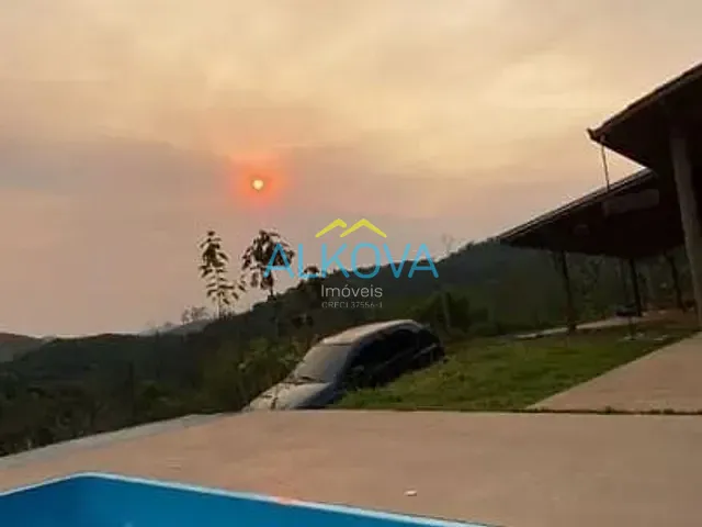 Chácara com 1600m² 1 quarto e 1 banheiro, à venda, no bairro Buquirinha II em São José dos Campos