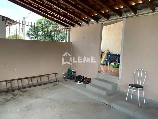 Chácara com 2500m² 2 quartos e 2 banheiros, à venda, no bairro Vila Lambari em Mococa