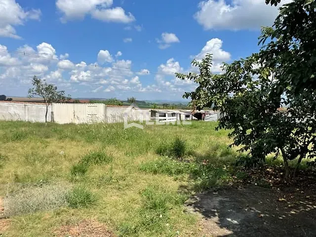 Chácara com 2500m² 2 quartos e 2 banheiros, à venda, no bairro Vila Lambari em Mococa