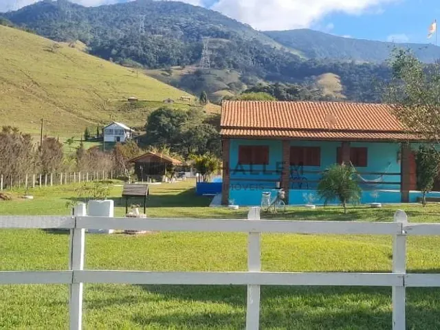 Chácara com 4110m², à venda, no bairro Freire em Piranguçu
