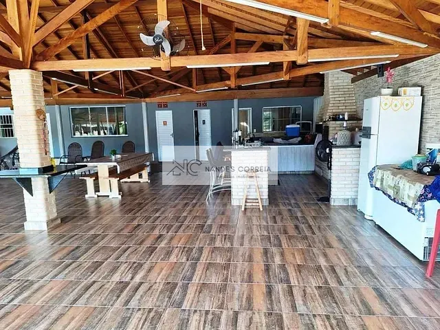 Chácara com 1000m² 2 quartos e 3 banheiros, à venda, no bairro Usina Três Bocas em Londrina