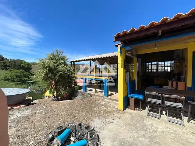 Chácara com 500m² 2 quartos e 2 banheiros, à venda, no bairro Favorita em Natividade da Serra
