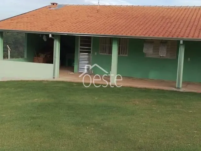 Chácara com 1200m² 2 quartos e 1 banheiro, à venda, no bairro Área Rural de Limeira em Limeira