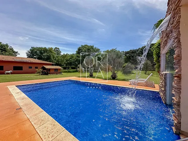 Chácara com 10486m² 5 quartos e 7 banheiros, à venda, no bairro Condomínio Alta Vista I em Senador Canedo