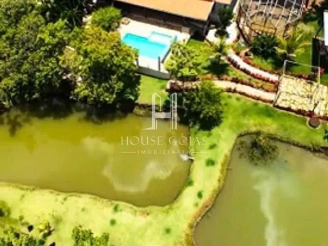 Chácara com 10000m² 2 quartos e 3 banheiros, à venda, no bairro Área Rural de Hidrolândia em Hidrolândia