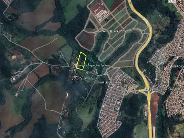 Chácara com 21000m² 4 quartos e 4 banheiros, à venda, no bairro Saltinho em Londrina