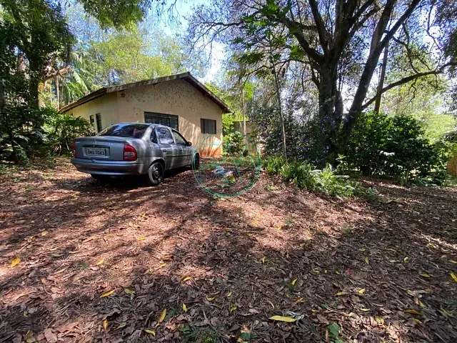 Chácara com 21000m² 4 quartos e 4 banheiros, à venda, no bairro Saltinho em Londrina