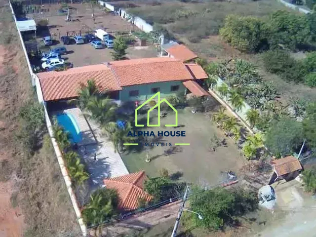 Chácara com 3000m² 2 quartos e 2 banheiros, à venda, no bairro Goiabal em Pindamonhangaba