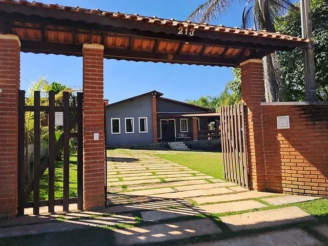 Chácara com 1200m² 3 quartos e 4 banheiros, à venda, no bairro Recreio em Ibiúna