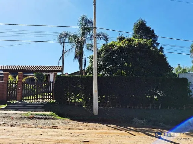 Chácara com 1200m² 3 quartos e 4 banheiros, à venda, no bairro Recreio em Ibiúna