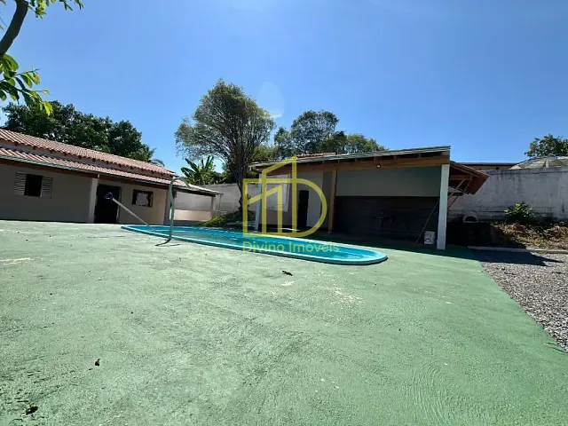 Chácara com 1200m² 4 quartos e 1 banheiro, à venda, no bairro Quintas de Pirapora em Salto de Pirapora