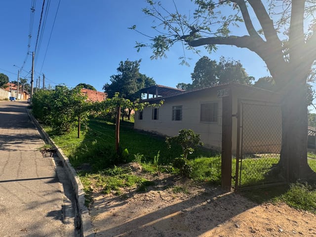 Chácara com 10400m² 4 quartos e 2 banheiros, à venda, no bairro Areião em Capela do Alto