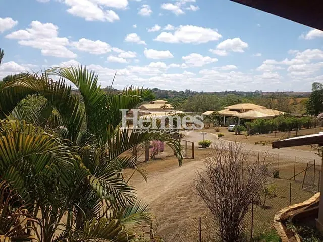 Chácara com 1000m² 2 quartos e 3 banheiros, à venda, no bairro Parque da Represa em Paulínia