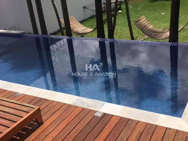 Chácara com 1200m² 5 quartos e 7 banheiros, à venda, no bairro Residencial Village Santa Rita IV em Goiânia