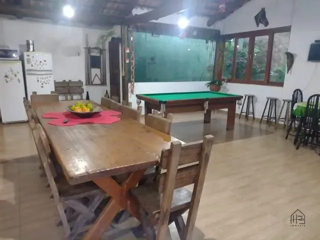 Chácara com 4600m² 4 quartos e 5 banheiros, à venda ou para alugar, no bairro Portal das Águas em Ibiúna