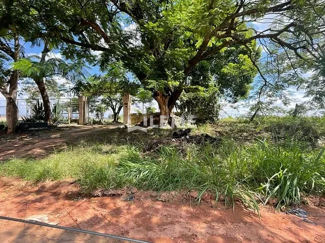Chácara com 1500m² 2 quartos e 3 banheiros, à venda, no bairro Vila Lambari em Mococa