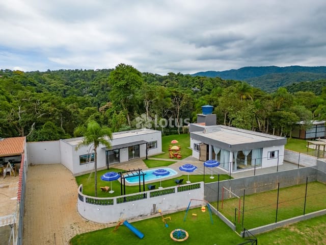 Chácara com 1050m² 3 quartos e 4 banheiros, à venda, no bairro Ponunduva em Cajamar