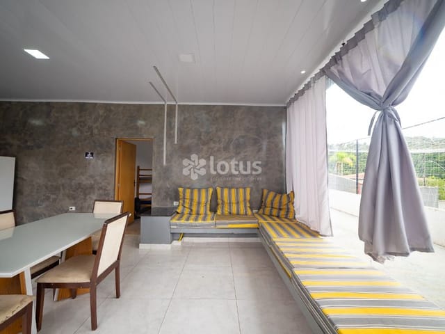 Chácara com 1050m² 3 quartos e 4 banheiros, à venda, no bairro Ponunduva em Cajamar