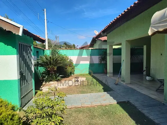 Chácara com 1650m² 7 quartos e 7 banheiros, à venda, no bairro Fazendinha em Artur Nogueira