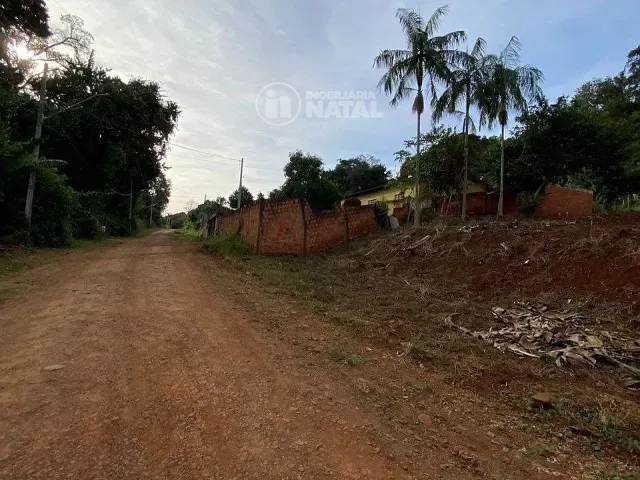 Chácara com 2424m², à venda, no bairro COND HORIZ. MARAJOARA em Ibiporã