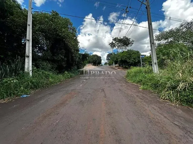 Chácara com 2424m², à venda, no bairro COND HORIZ. MARAJOARA em Ibiporã