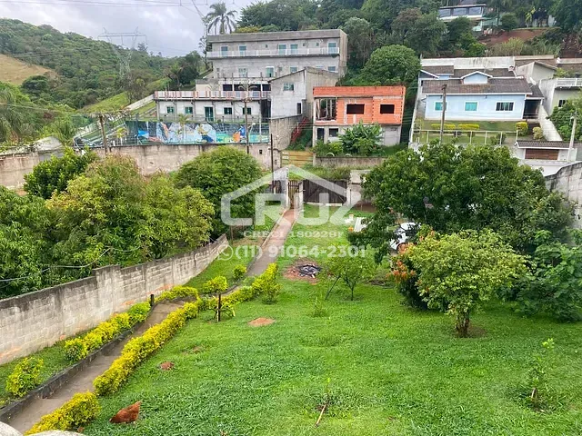 Chácara 2 quartos e 1 banheiro, à venda, no bairro Canjica (Terra Preta) em Mairiporã